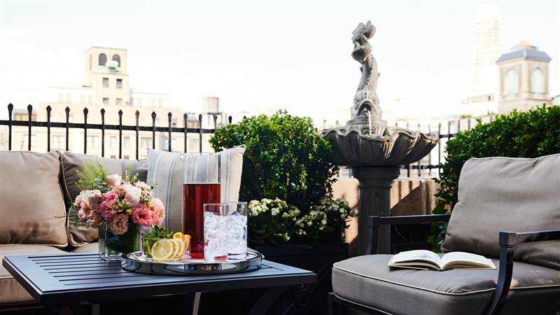 RoomsSuites GardenSuiteDetails 0154 2000