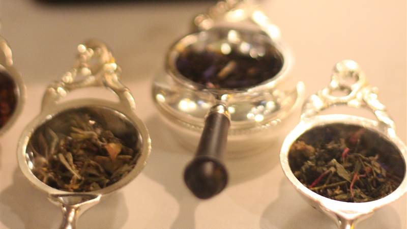 Seasonal Lunar New Year Tea