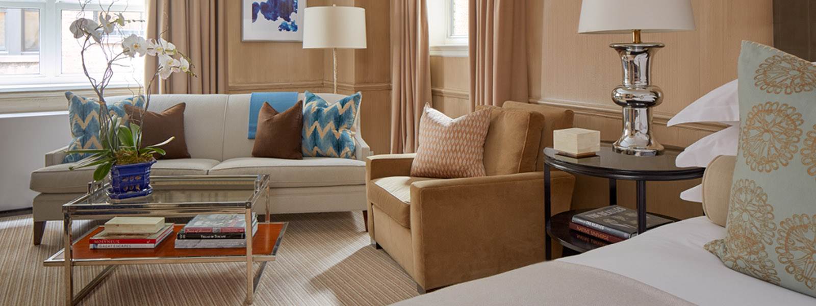 Luxury Hotels New York City stay in the Deluxe Junior Suite