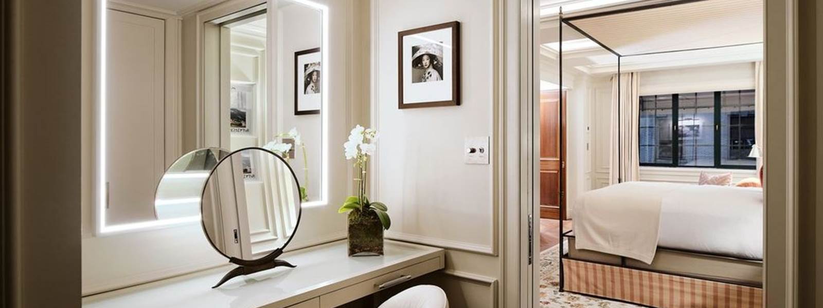 Premier Lowell One Bedroom Suite Powder 