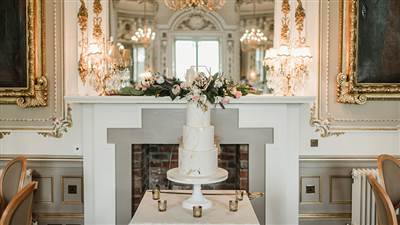 Romantic Castle Wedding, Wedding Cake