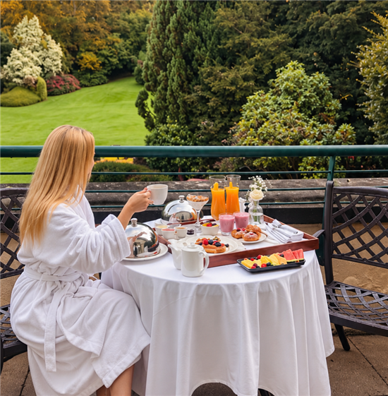 Fantastic Friday- Dinner B&B for 2 people