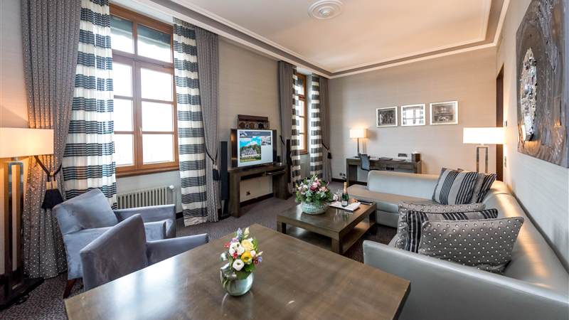 Luxurious and spacious Deluxe Suite in Geneva