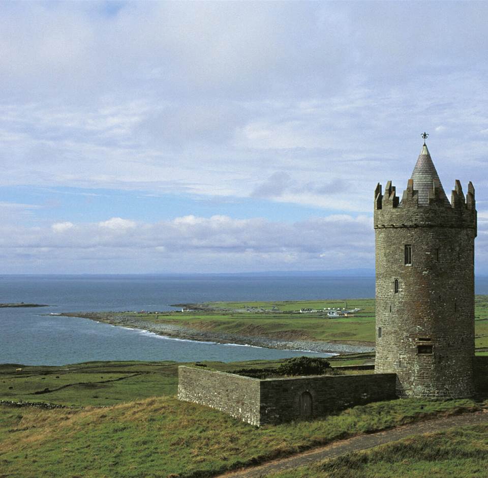 Doonagore Castle Web Size (1)