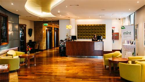 4 Star Hotel in Kilkenny Reception - Booking Pembroke Kilkenny
