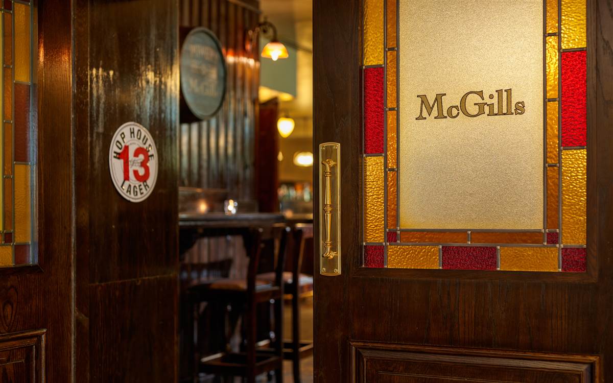 McGills Pub