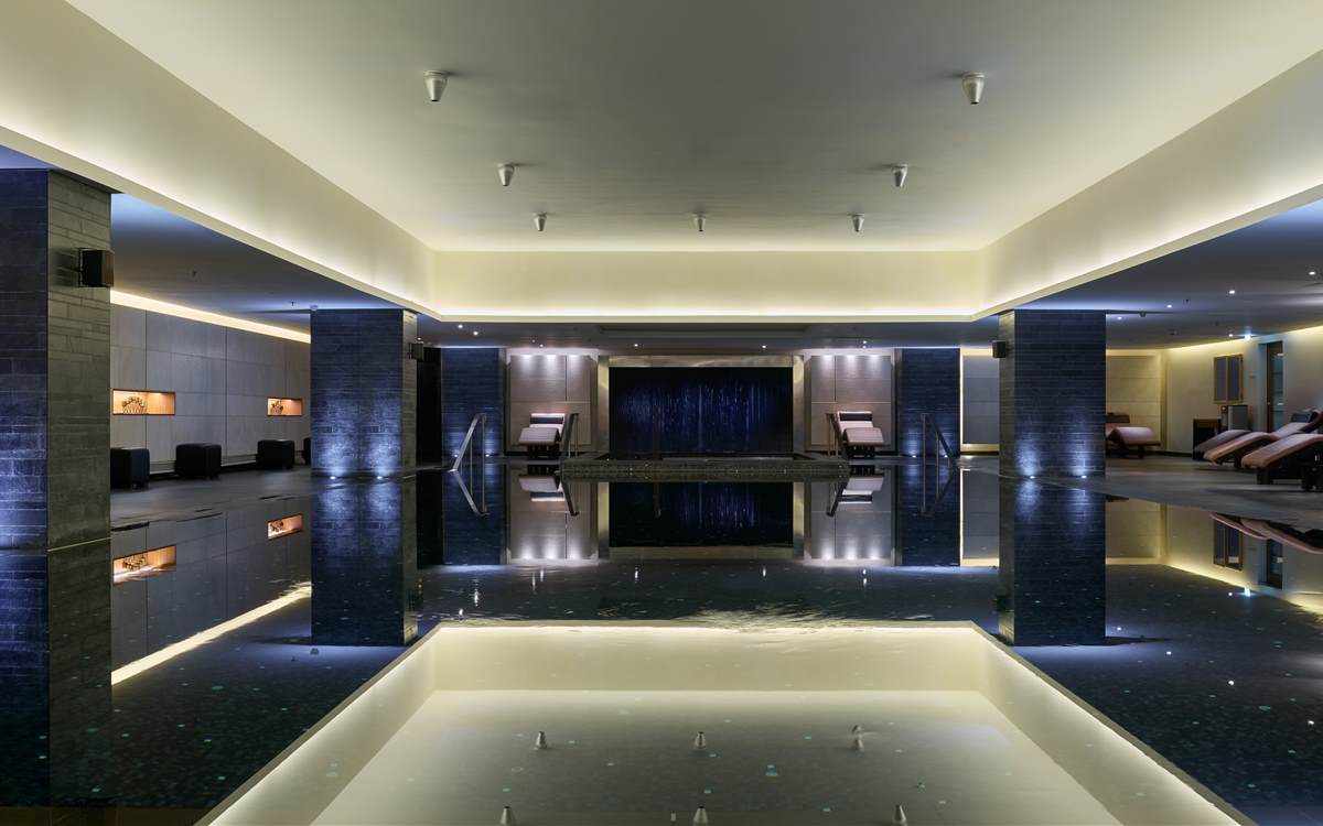 Powerscourt Swimming Pool
