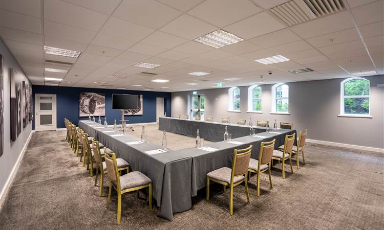 Powerscourt Heritage Suite 001  USE TH