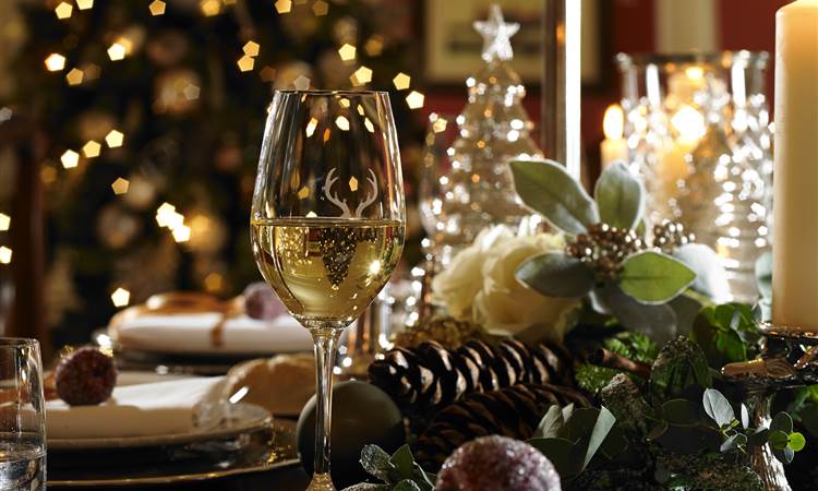 Xmas Dining Details HR Resized 4