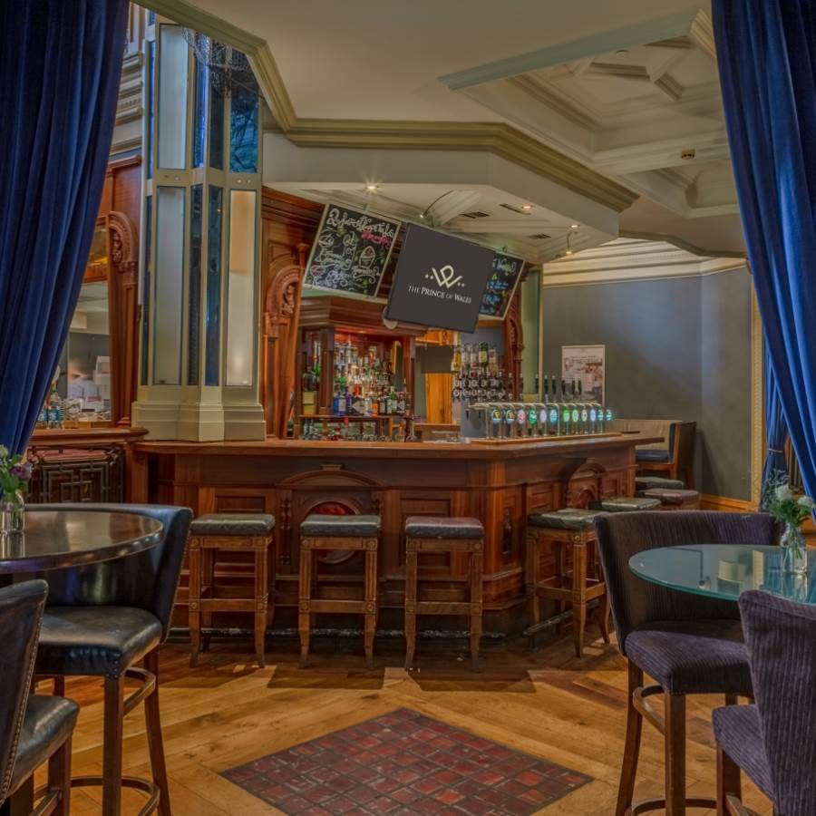 Bars in Athlone Lunch in Athlone The Prince of Wales