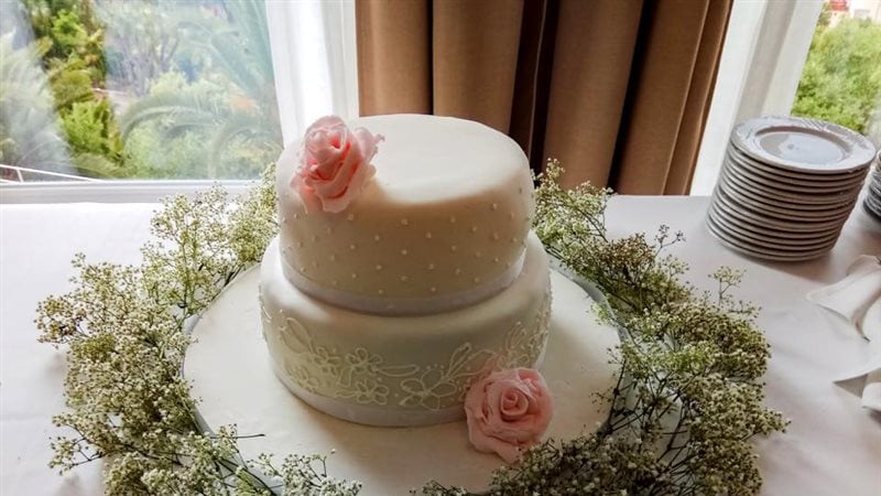 The Rock wedding cake for your celebration in Gibraltar