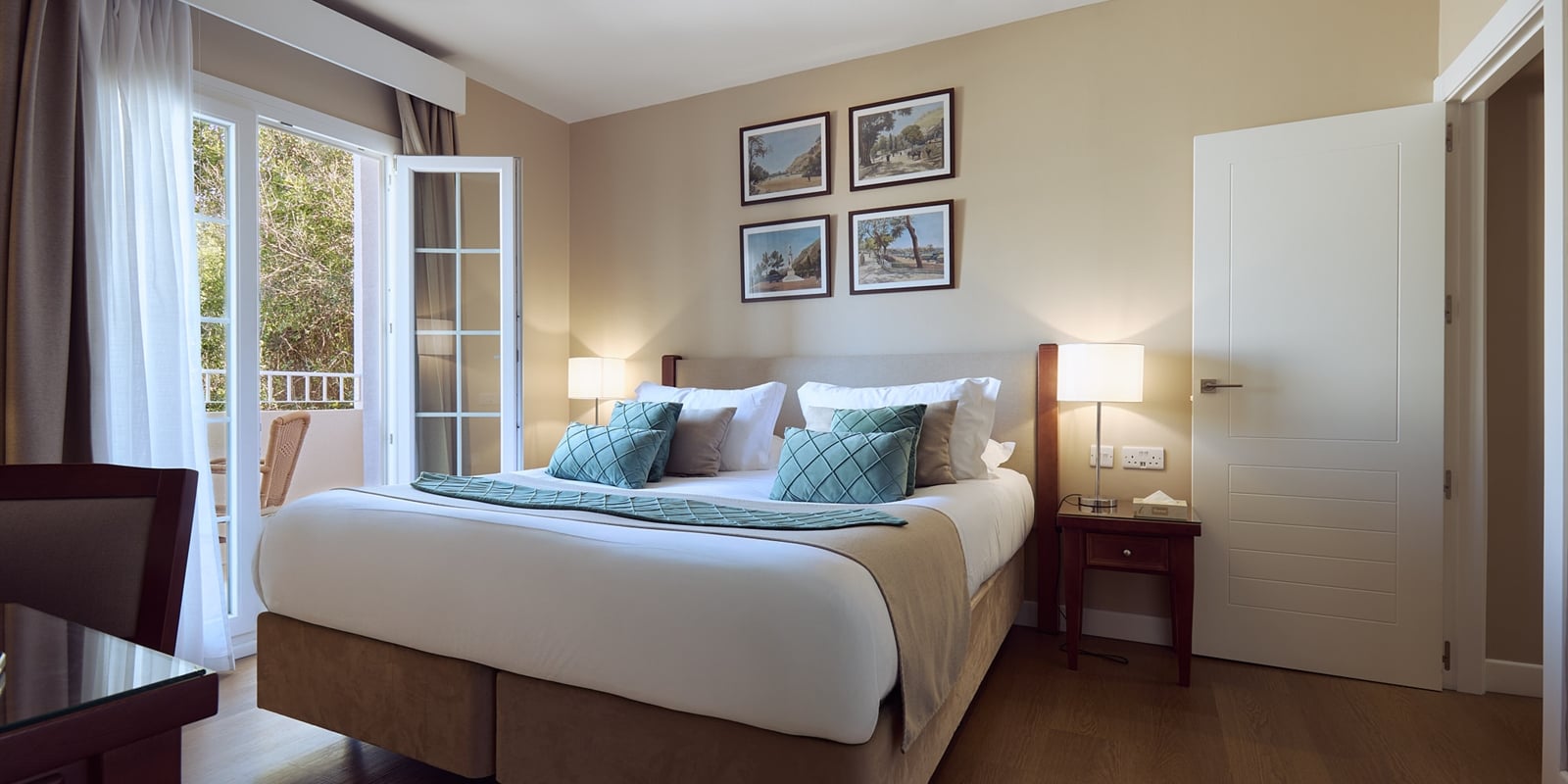Family Suite Room12