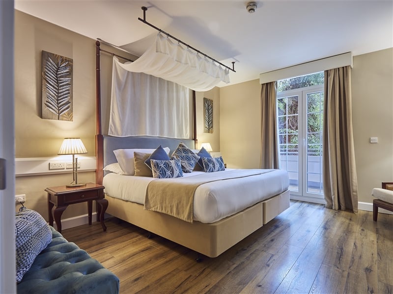 Executive Suite2