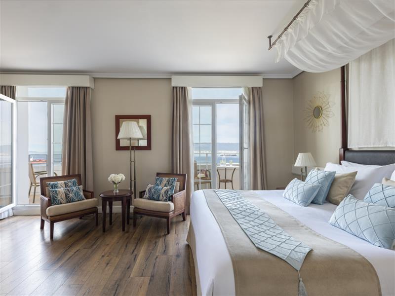 Sleek and Contemporary Design in Rock Hotels Accommodation
