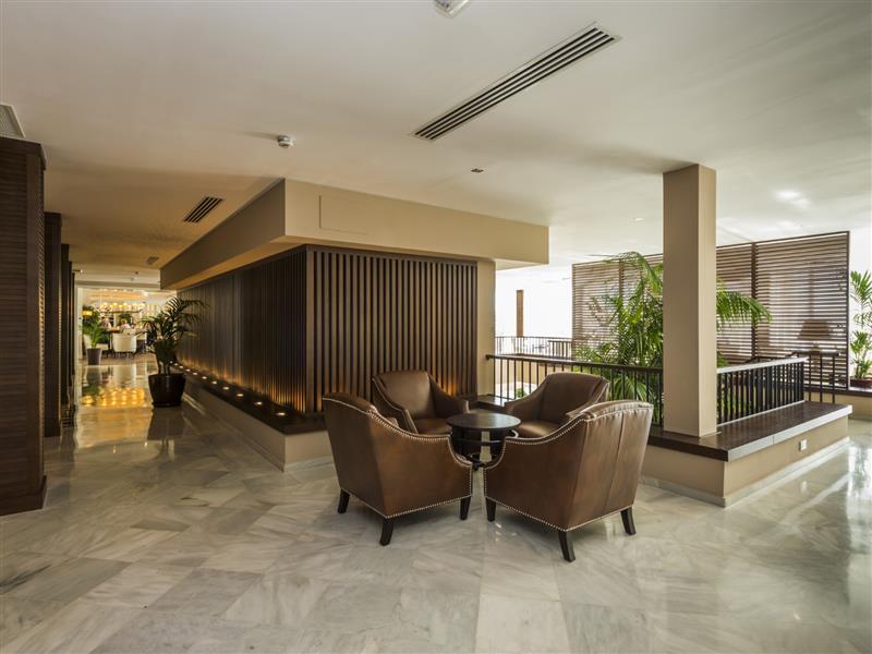 Rock Hotel lounge alternative