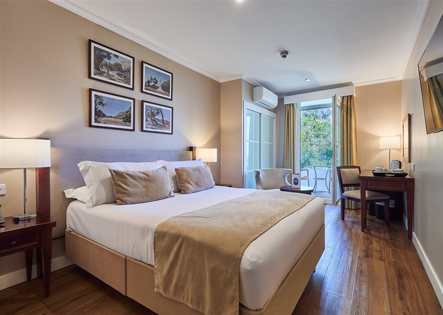 Double Room with Rock View 1