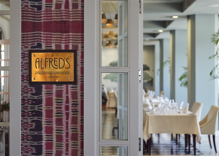 Rock Hotel Alfreds Restaurant Plaque