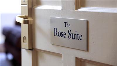 Luxury Suite - Rose