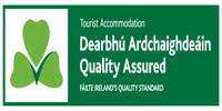 Dearbhú Ardchaighdeáin Quality Assured