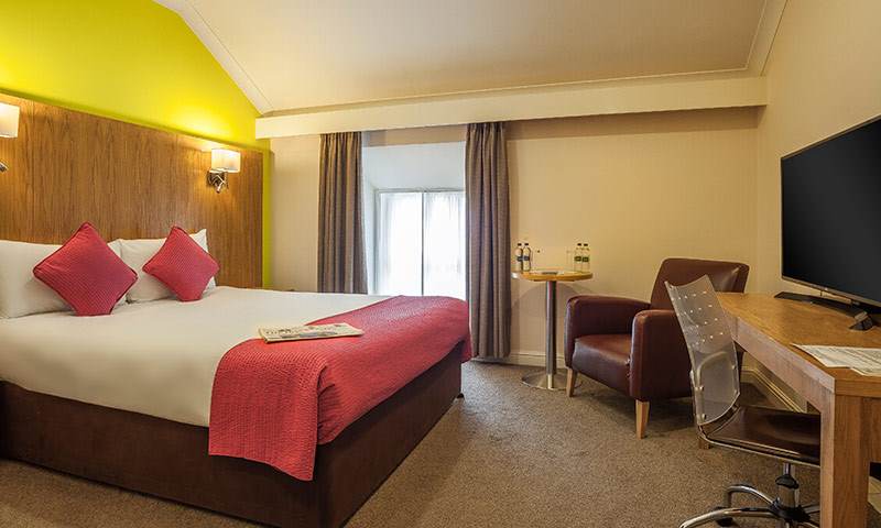hotels in galway city 