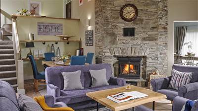 Living Room in Golden Cove Lodge in Kerry at SNEEM hotel