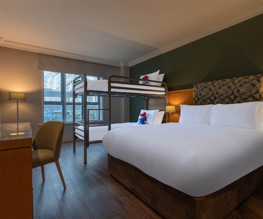 Family Hotels in Athlone. The Family Prince Rooms