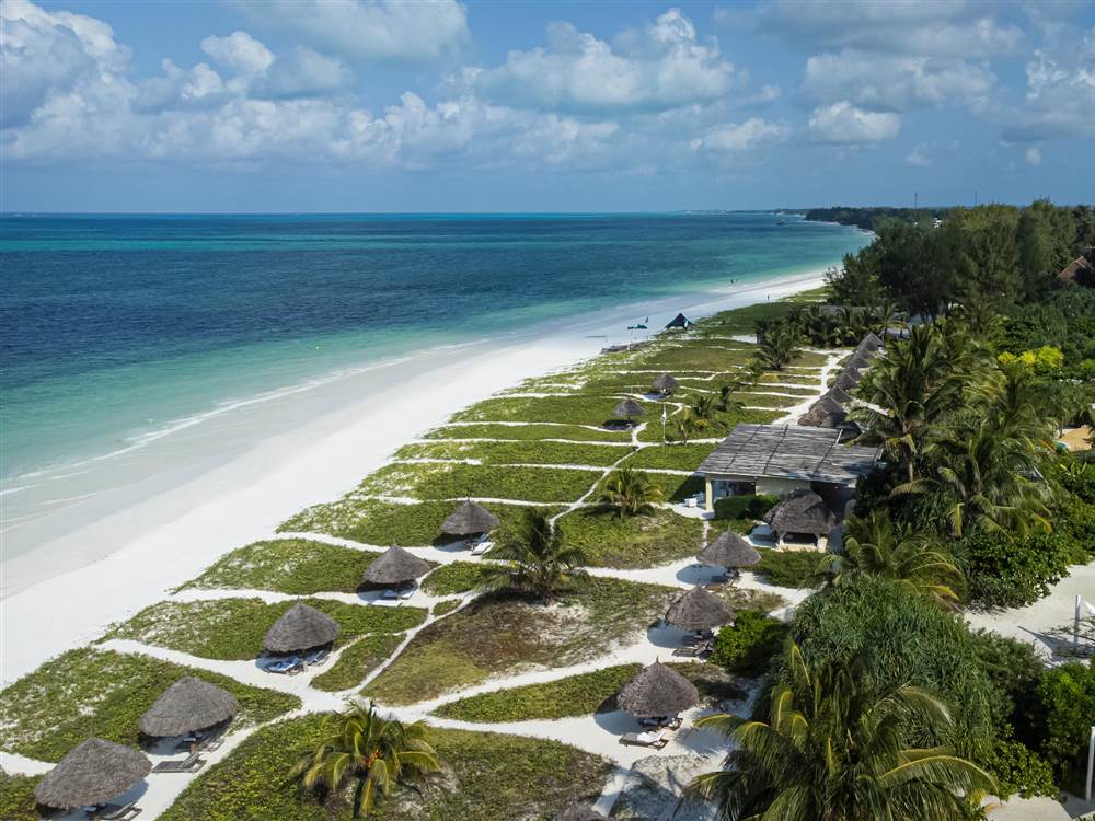 Beachfront One-bedroom villa - Aerial Vi