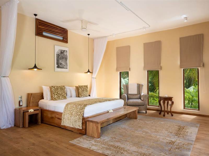 Deluxe Family Room  Master