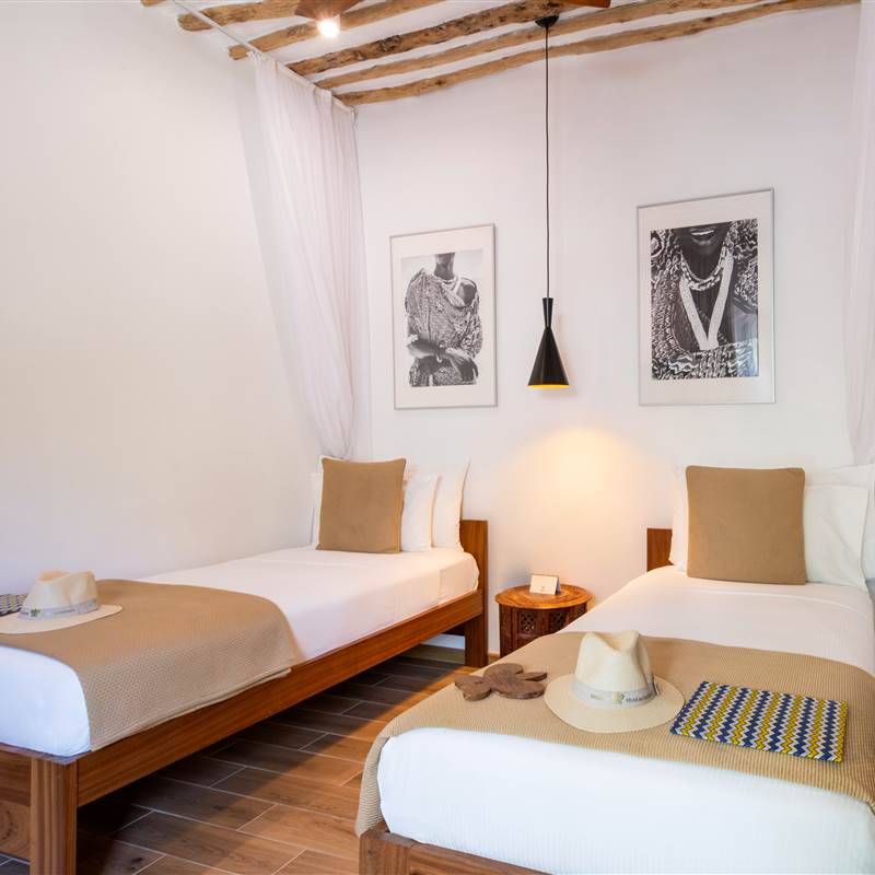 Cinnamon Quadruple Room - Twin beds