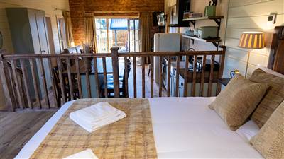 Large studio cabin with kids room